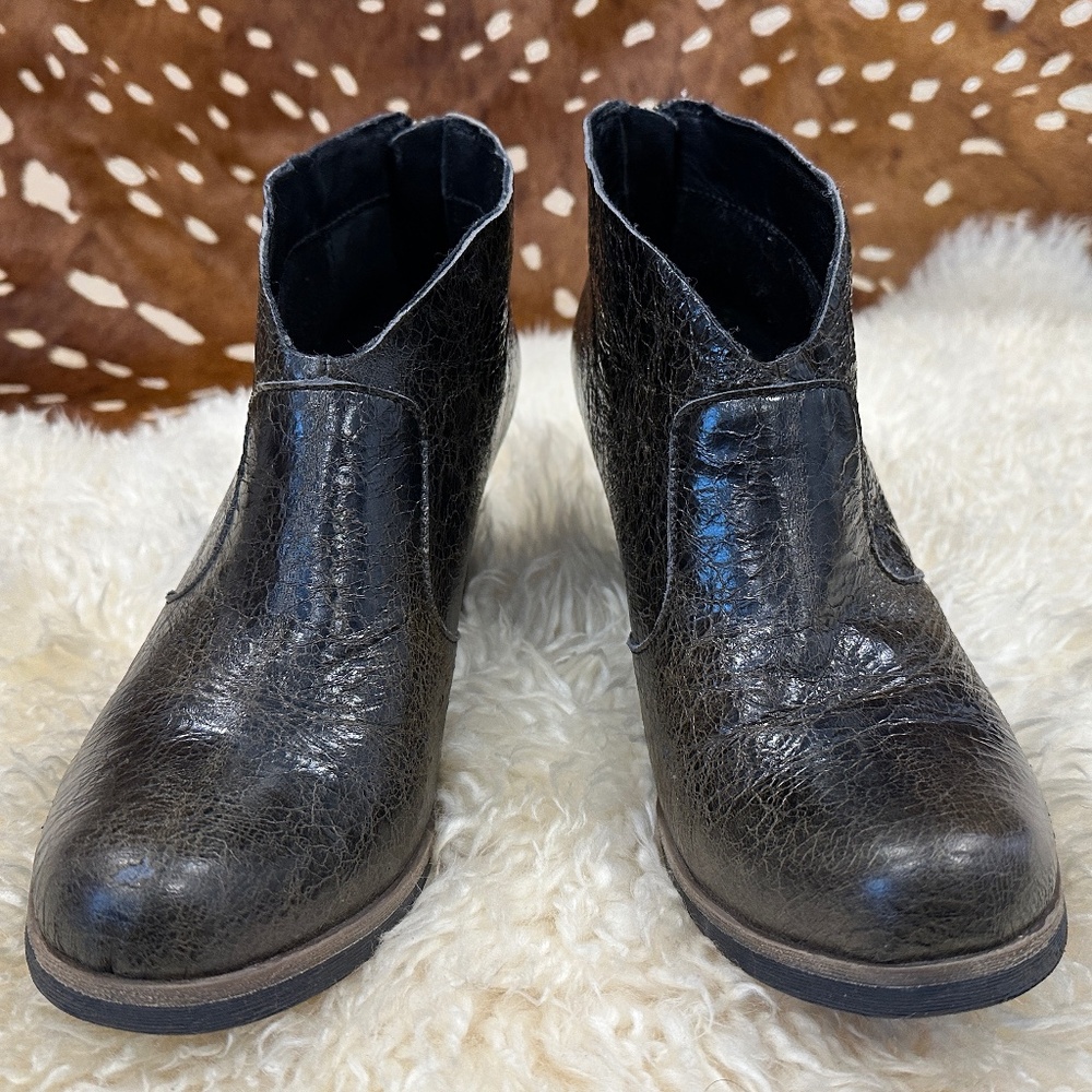 Korks by Kork-Ease Black/Brown Cracked Distressed Leather Booties Sz 8.5M